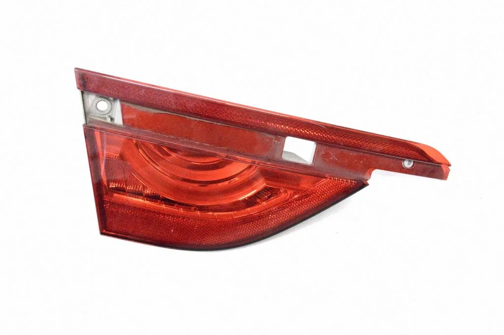 Tailgate rear/tail lights GX6315K273AF