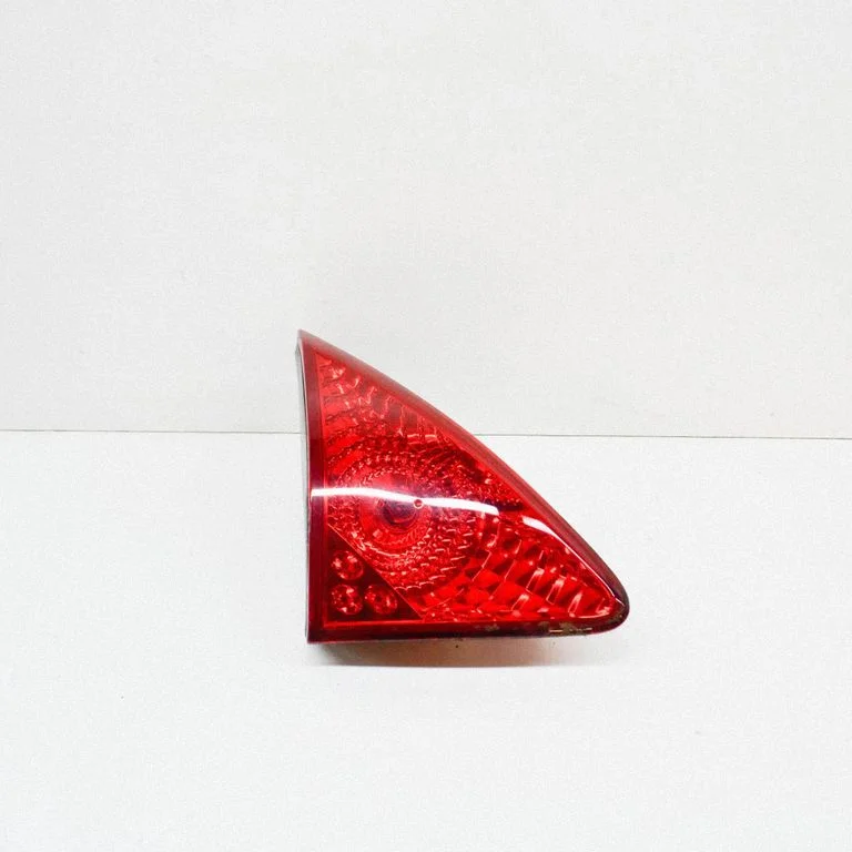 Lampa tylna w klapie 9683461080