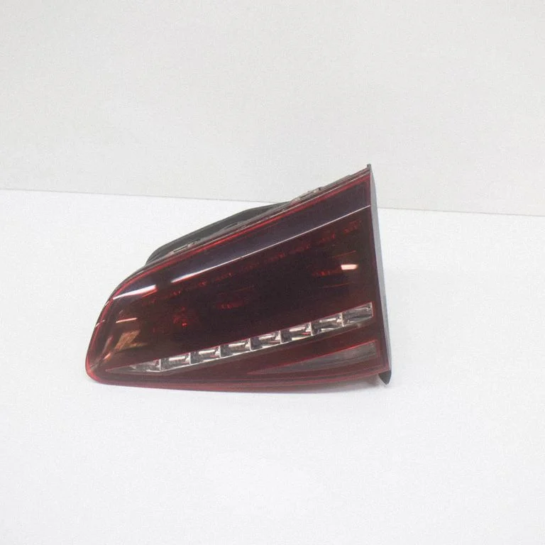 Lampa tylna w klapie – Volkswagen e-Golf (2014-)