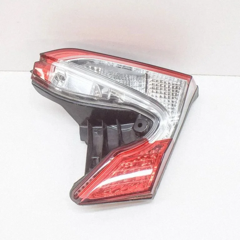 Tailgate rear/tail lights – Toyota C-HR I (2016-2023)