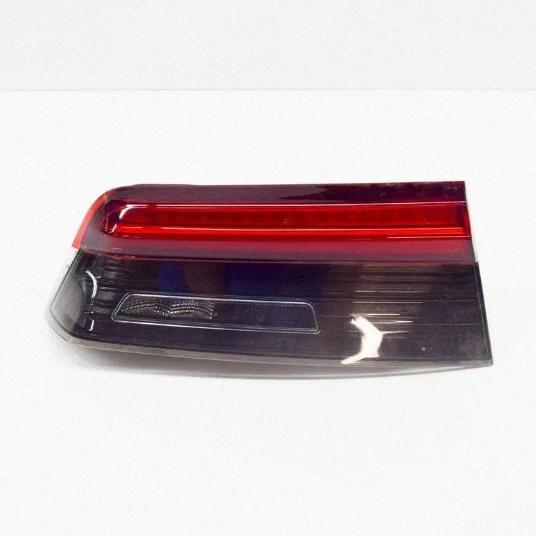 Lampa tylna w klapie – BMW Seria 3 G20 G21 (2019-)