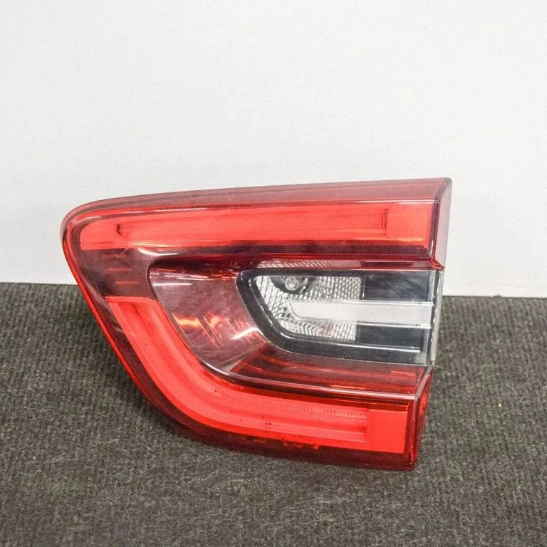 Lampa tylna w klapie – Renault Kadjar (2015-)