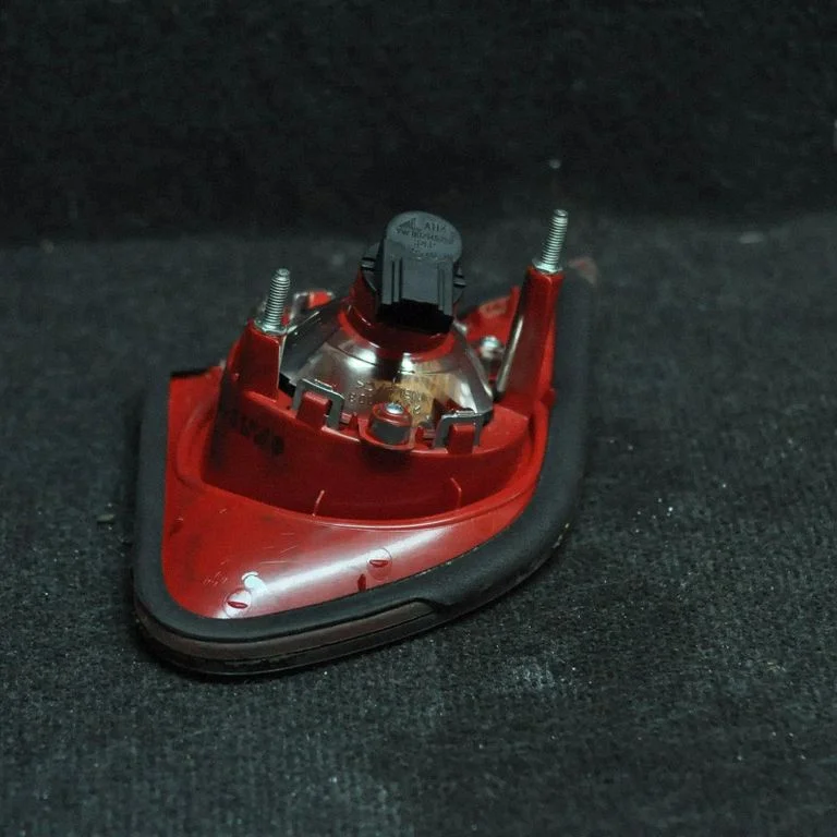 Tailgate rear/tail lights – Volkswagen Passat B6 (2005-2010)