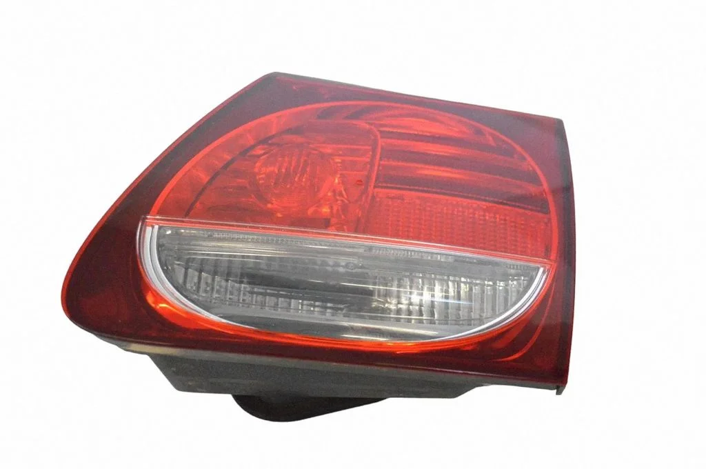 Tailgate rear/tail lights – right