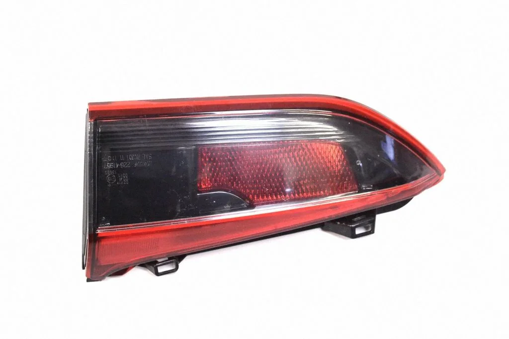 Tailgate rear/tail lights 22641957