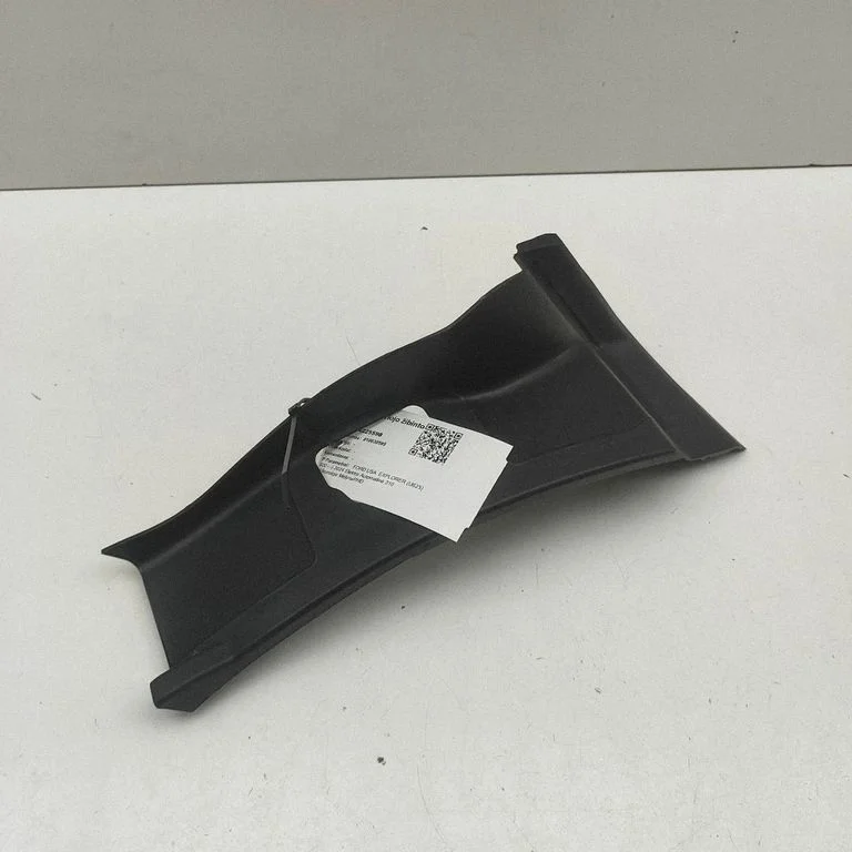 Listwa lampy tylnej R2KB13N553BC