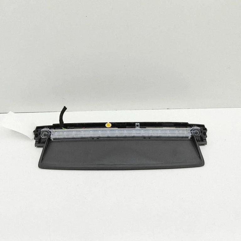 Papildu stopgaismas lukturis L90111475