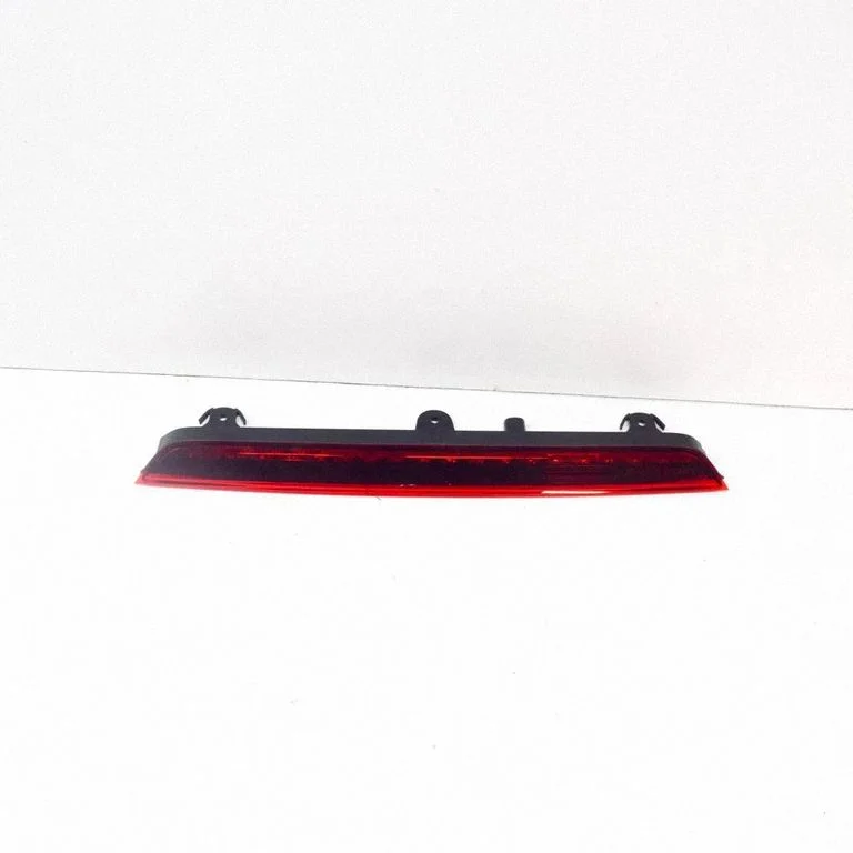 Papildu stopgaismas lukturis – Audi Q7 4L (2005-2015)