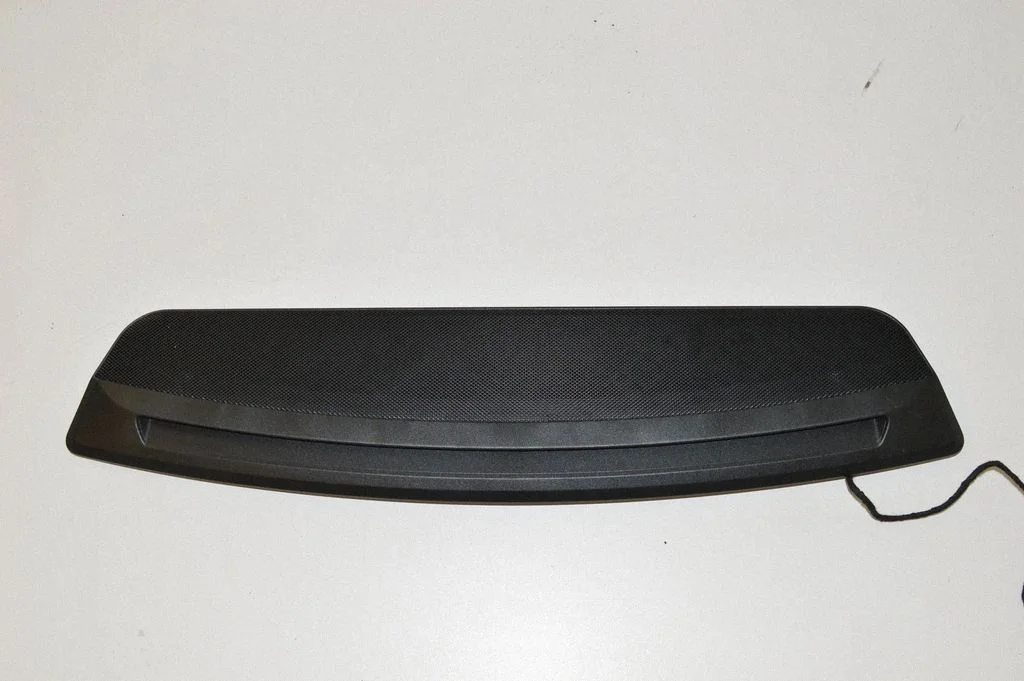 Papildu stopgaismas lukturis – Mercedes-Benz CLS klase C218 X218 (2011-2017)