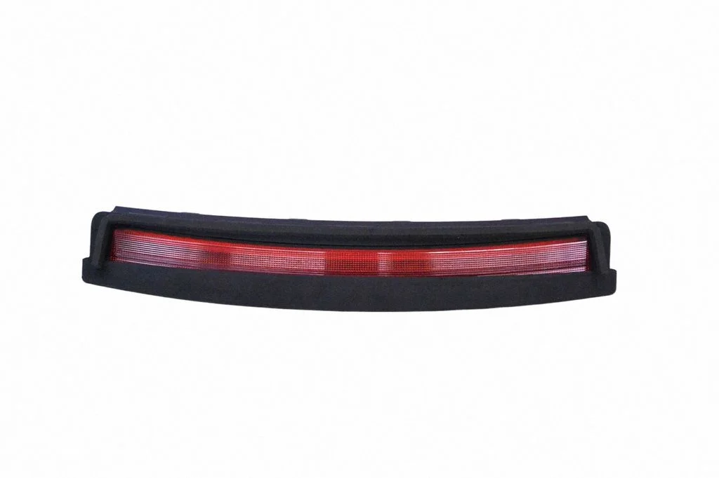 Papildu stopgaismas lukturis 107740500G