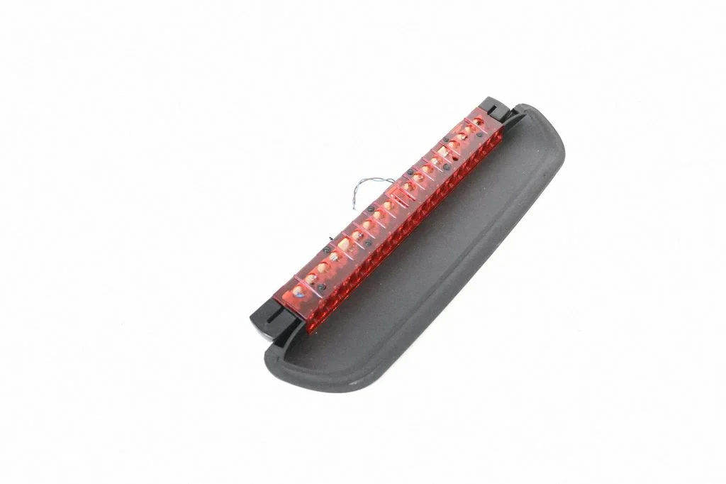 Papildu stopgaismas lukturis 7145519