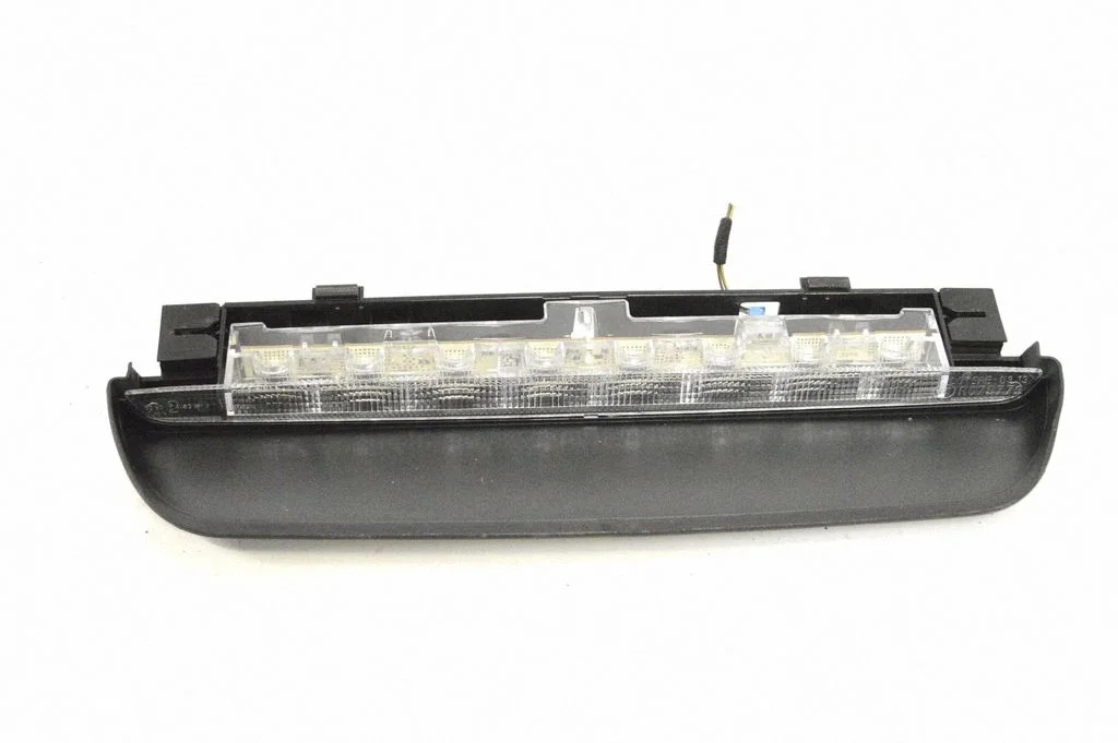 Papildu stopgaismas lukturis – BMW 4. sērija F32 F33 (2013-2020)