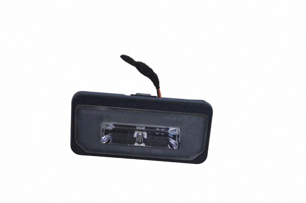 Number plate light – Tesla Model Y (2020-)