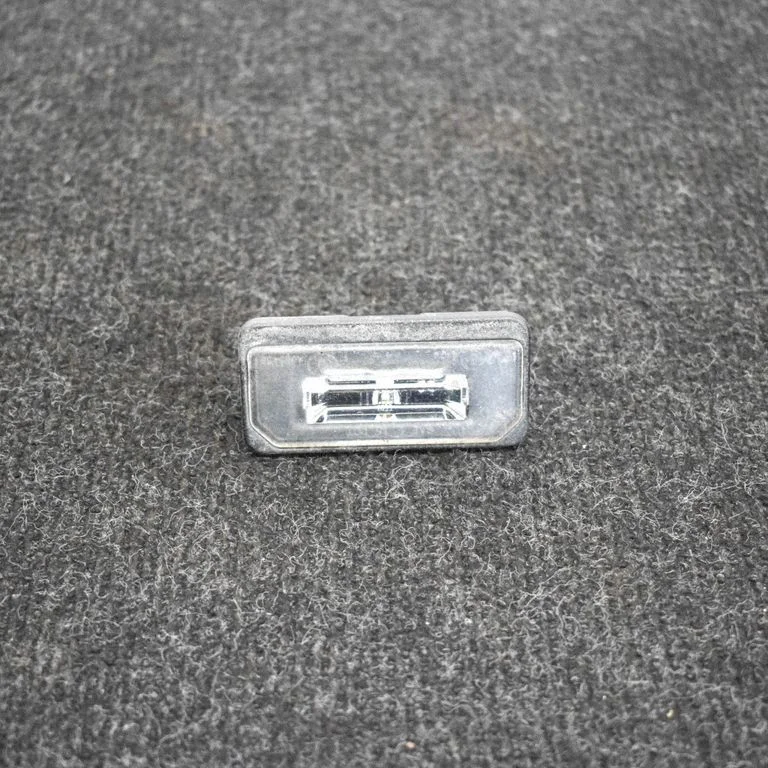 Numura zīmes apgaismojums 103434100A