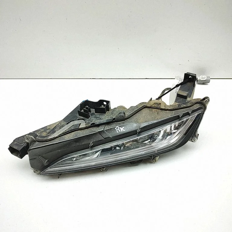 Halogen przedni 8122048060