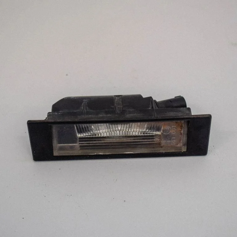 Numura zīmes apgaismojums – BMW Z4 E85 E86 (2002-2008)