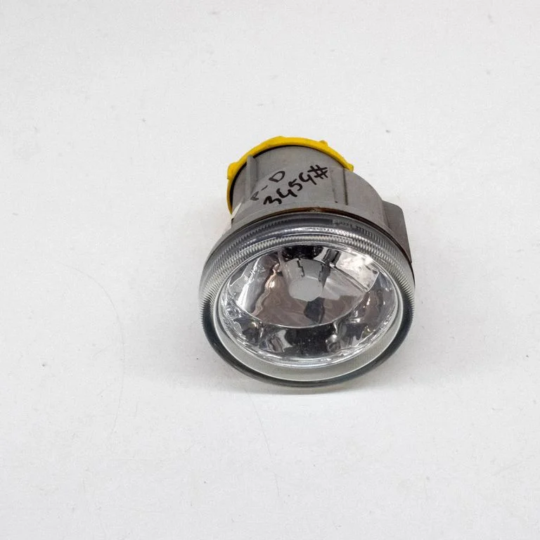 Priekšējais miglas lukturis 9648947780
