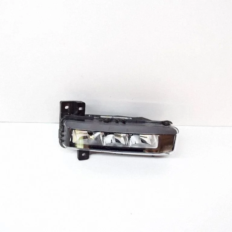 Front fog light 7433788