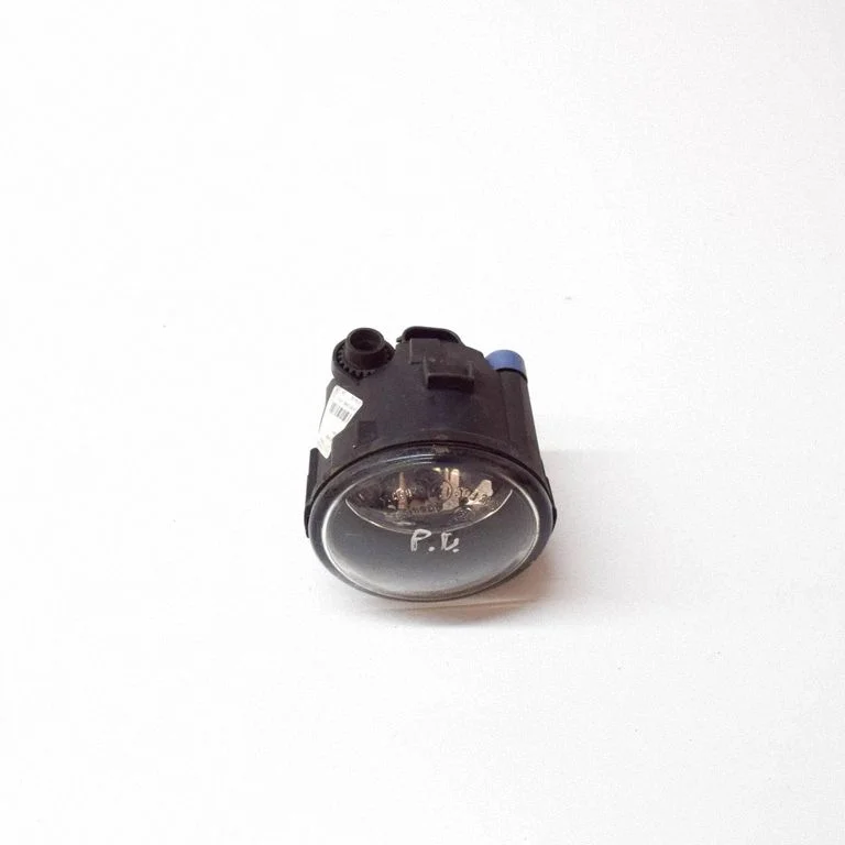 Eesmine udutuli 261508990B – Nissan Note (E11) (2006-2014)