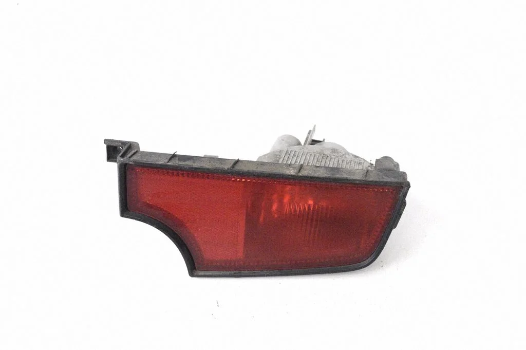 Aizmugurējais miglas lukturis 924512K01