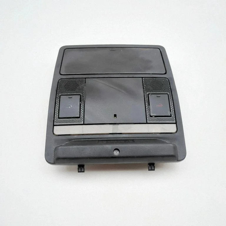 Priekšējo sēdvietu apgaismojuma lukturis HJ3215K609AB