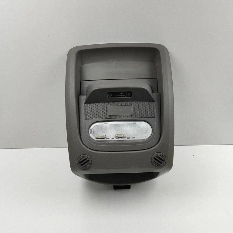 Esiistmete valgustustuli – Opel Movano B (2010-2022)