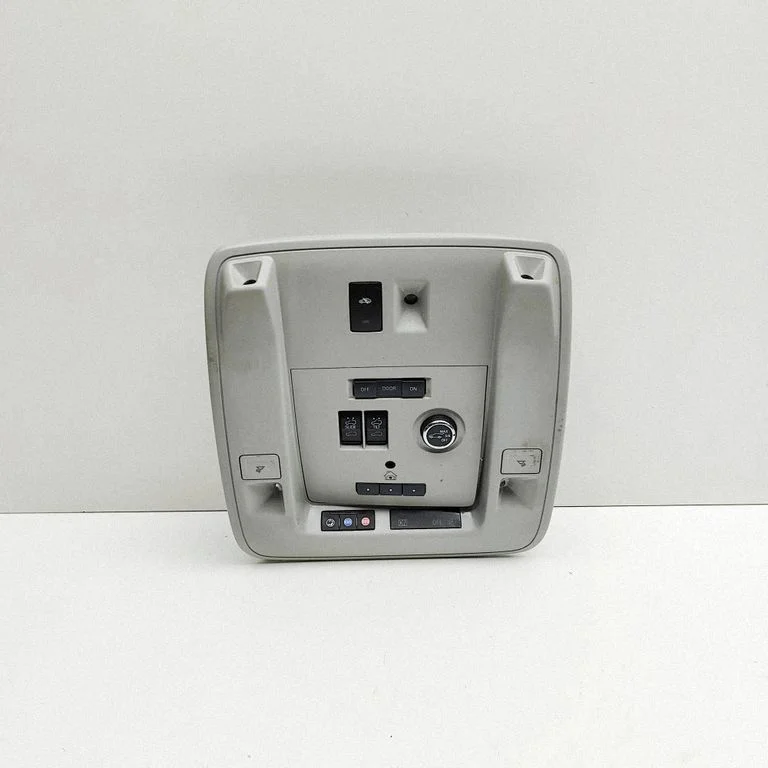 Esiistmete valgustustuli 13437064 – Cadillac Escalade IV (2014-2020)