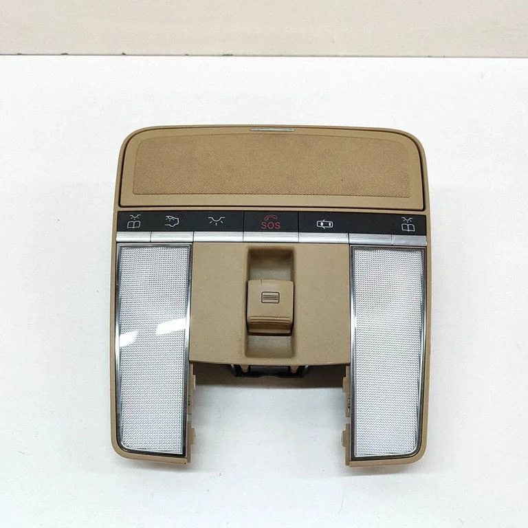 Front seat light A2218706393