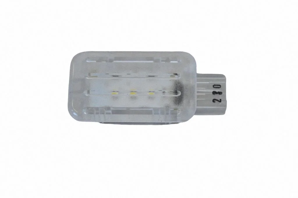 Front seat light CPLA13776