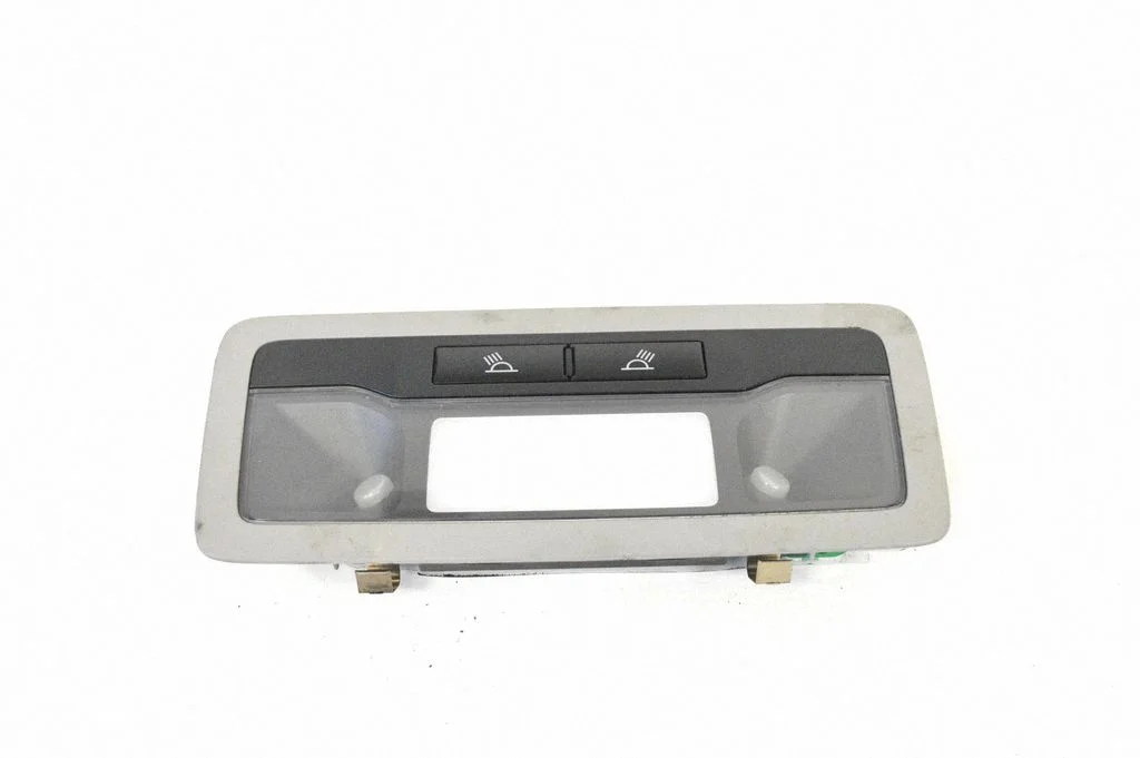 Front seat light – Lexus RX 450H (2016-)