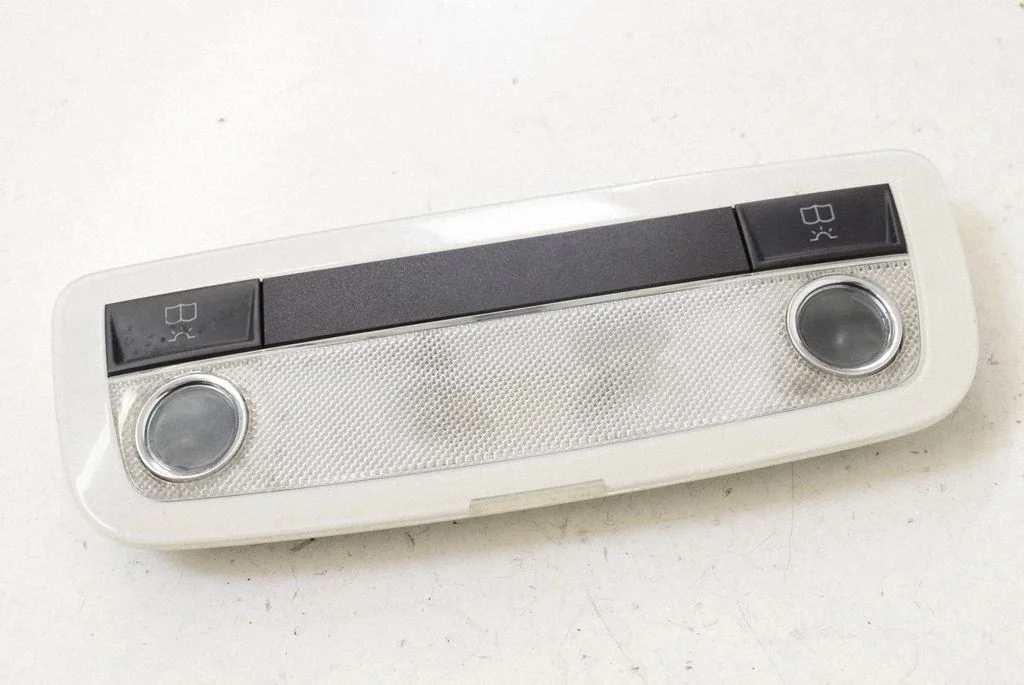 Front seat light – Mercedes-Benz C-Class AMG W204 (2007-2014)
