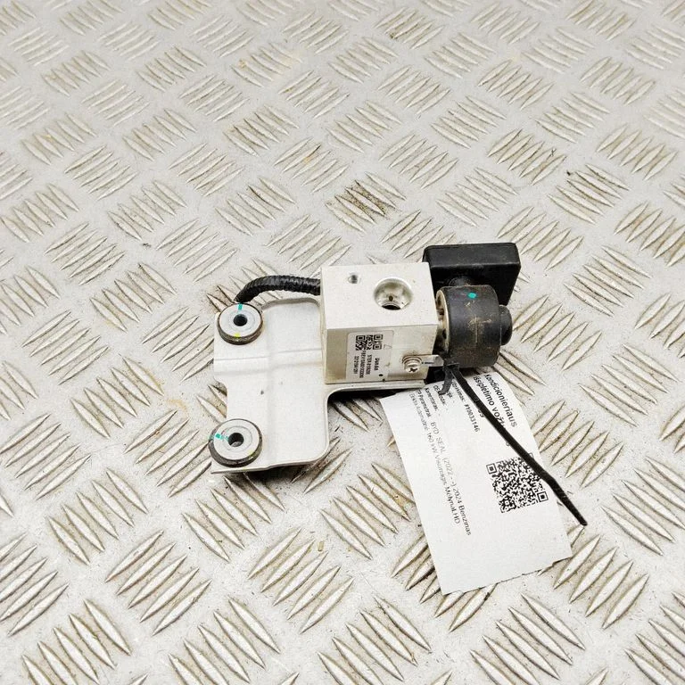 Air conditioning (A/C) expansion valve STER8106200