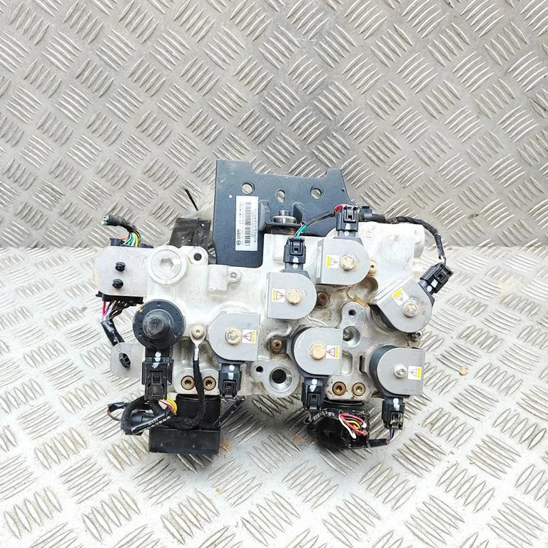 Air conditioning (A/C) expansion valve EM2E8109206