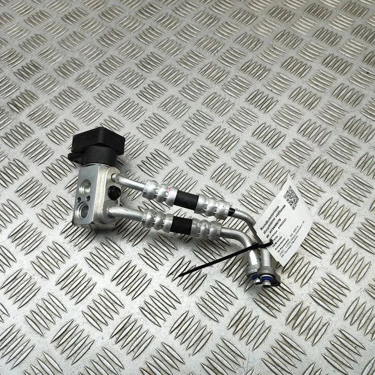 Air conditioning (A/C) expansion valve EAT25M4003
