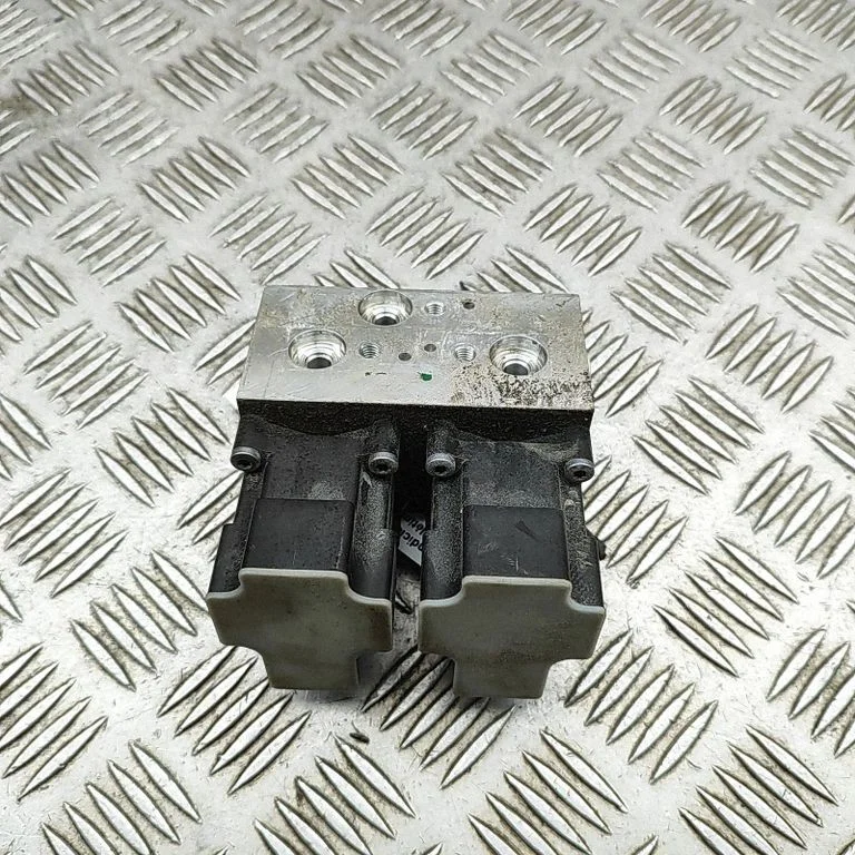 Air conditioning (A/C) expansion valve 1EA816681C
