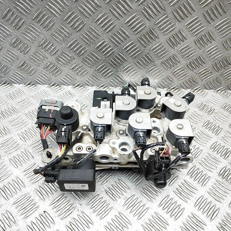 Air conditioning (A/C) expansion valve EM2E8109206