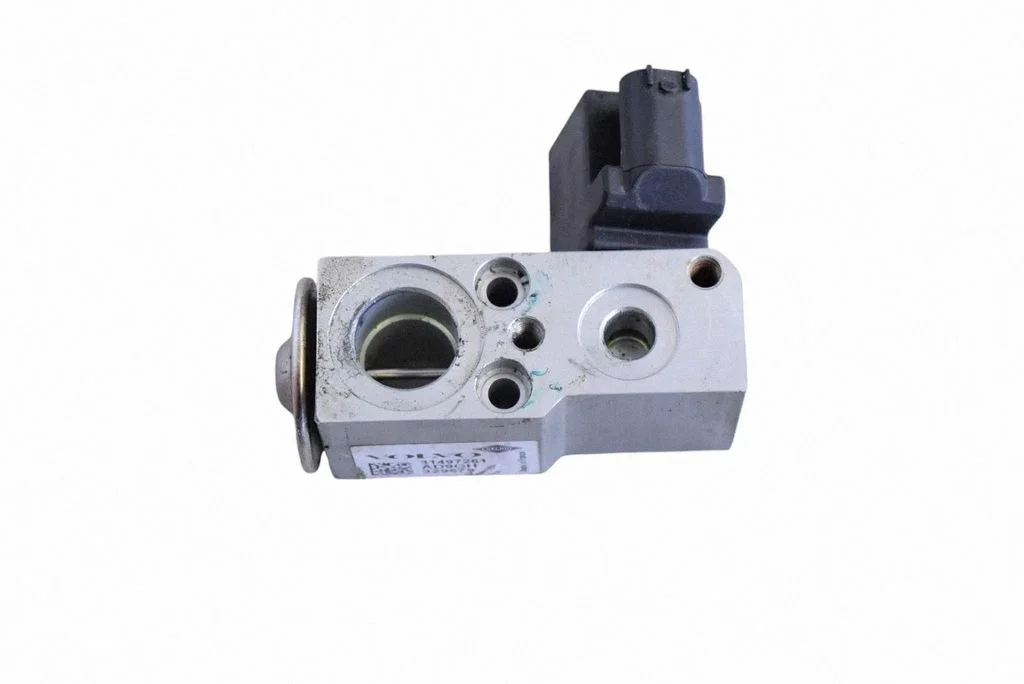 Air conditioning (A/C) expansion valve – Volvo V60 (2018-)