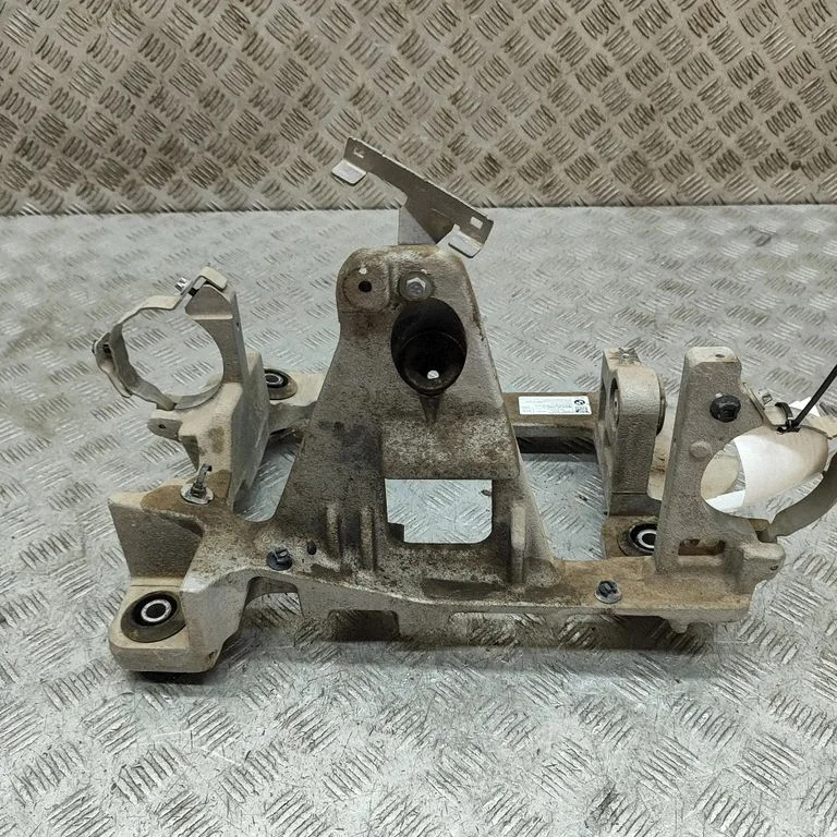 A/C compressor mount bracket 5A6A685