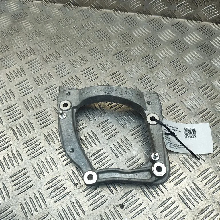 Wspornik sprężarki klimatyzacji 9826641380