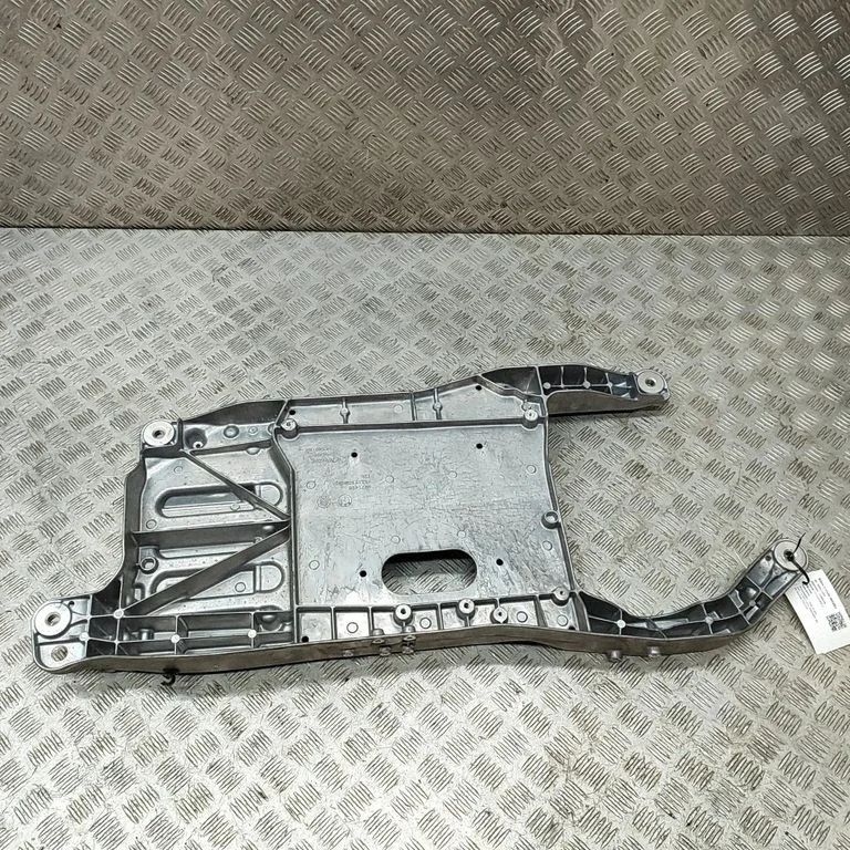 Wspornik sprężarki klimatyzacji – BMW iX1 (2022-)