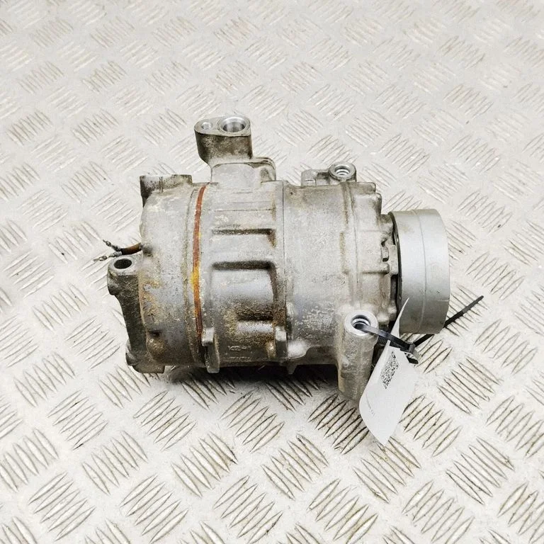 Air conditioning (A/C) compressor (pump) 8K0260805H