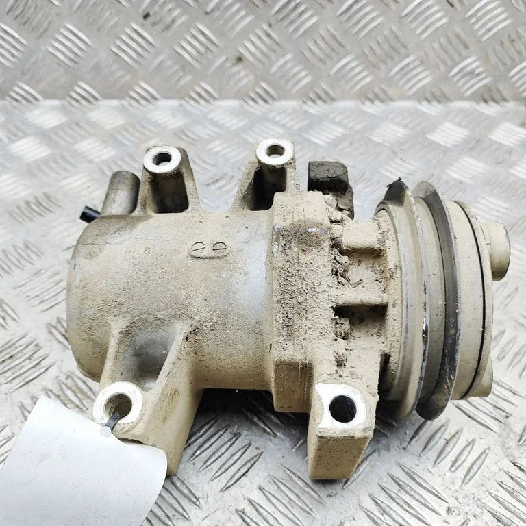 Sprężarka klimatyzacji 92600A070B