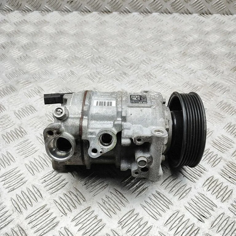 Air conditioning (A/C) compressor (pump) 5Q0820803K
