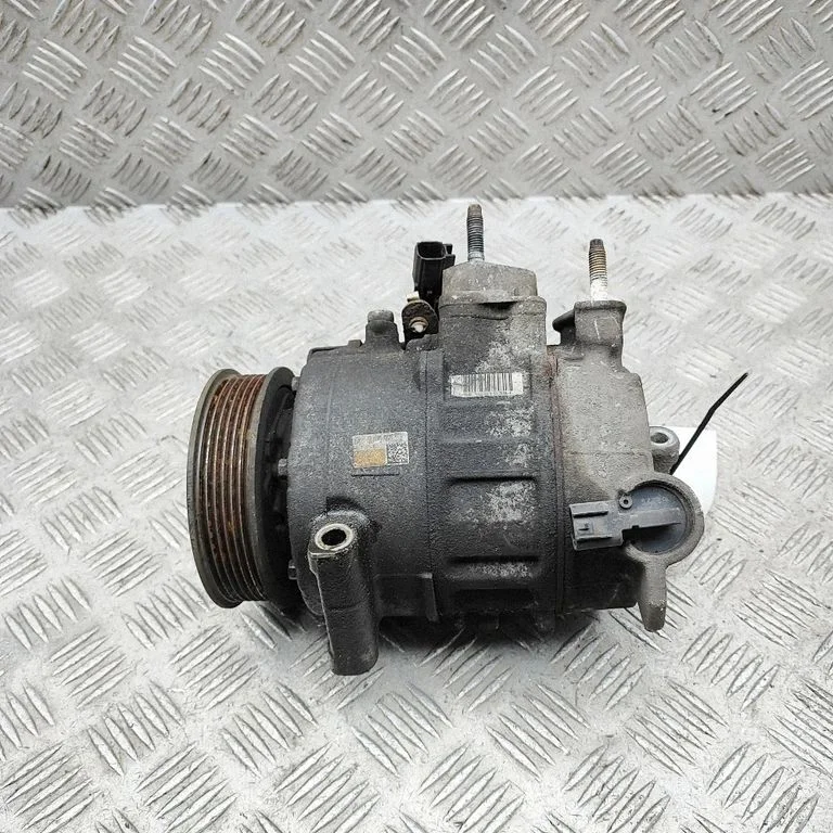 Sprężarka klimatyzacji GK2119D629AD