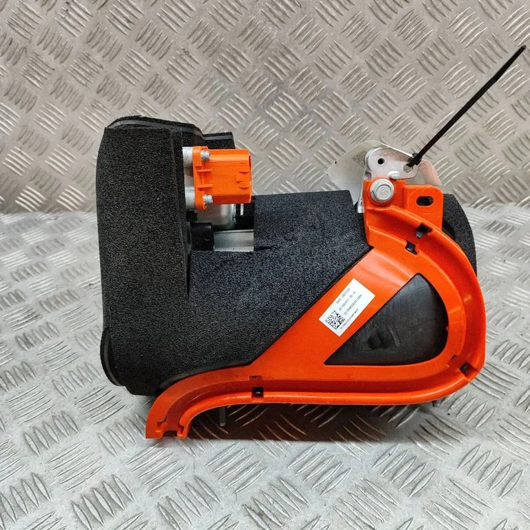 Kliimakompressor (pump) – Tesla Model Y (2020-)