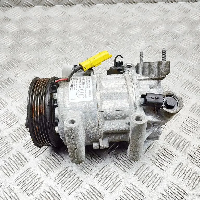 Air conditioning (A/C) compressor (pump) 984722258001