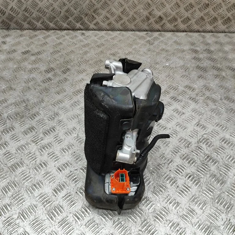 Air conditioning (A/C) compressor (pump) 150125699M