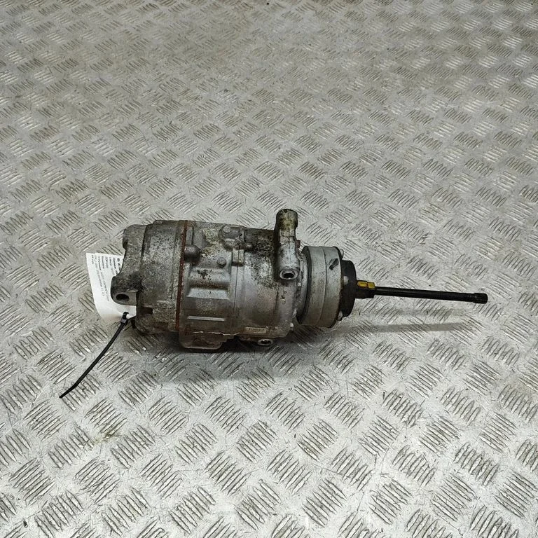 Kliimakompressor (pump) – Bentley Continental (2003-2017)