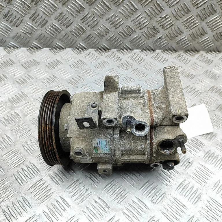 Gaisa kondicioniera kompresors (sūknis) 97701D7100