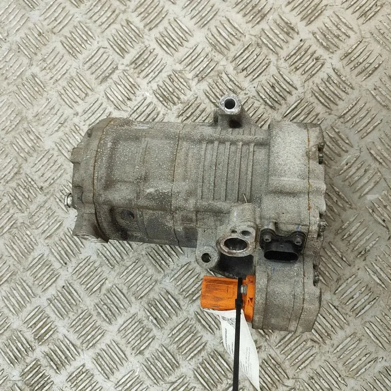 Air conditioning (A/C) compressor (pump) 10966599